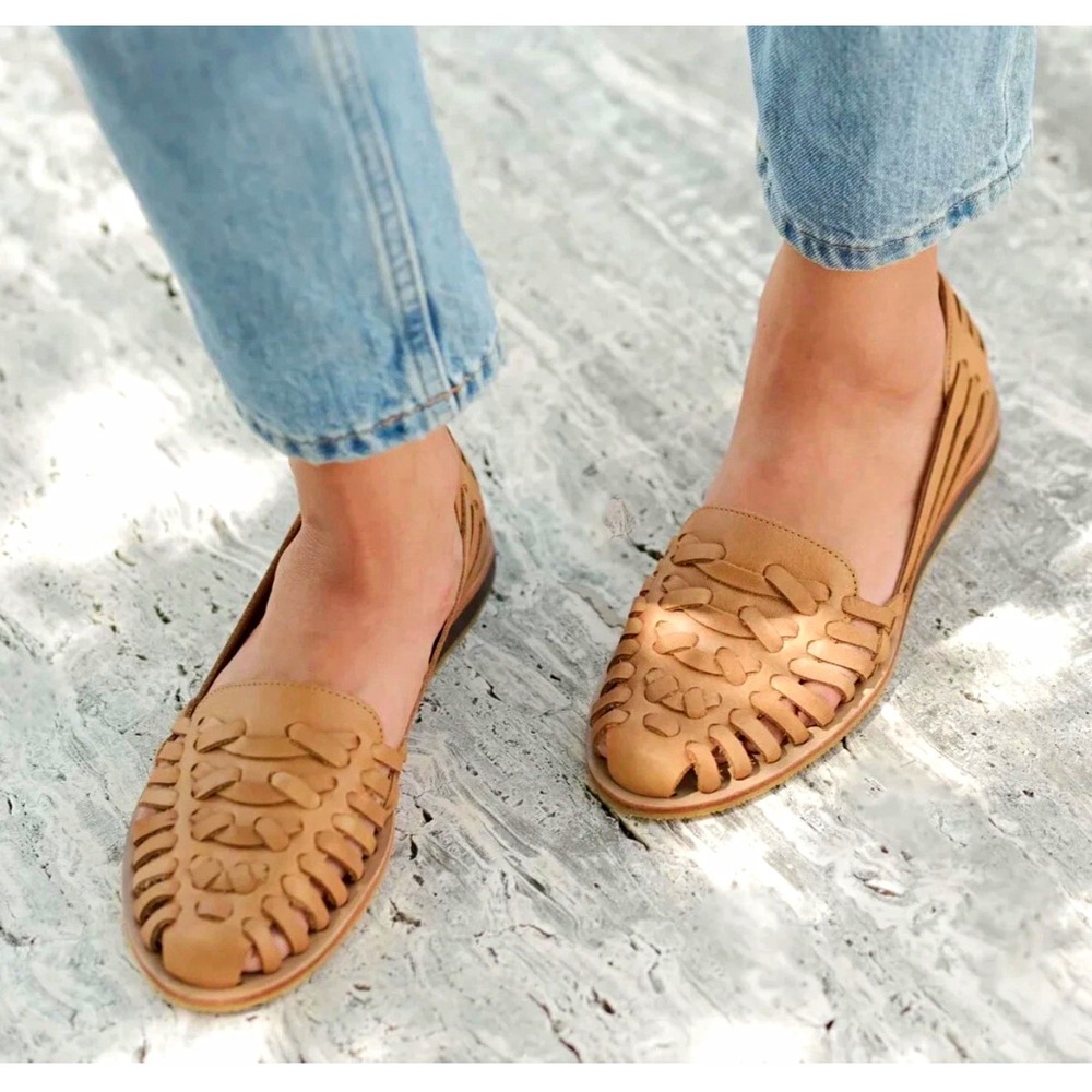 Nisolo Huarache Beige Tan Leather Cut-Out Round Toe Slip On Sandals Womens Sz 6
